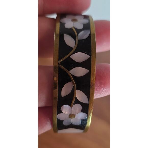 Vtg. German Nickel Silver Onyx Mother of Pearl Cuff Bracelet Alpaca Mexico - Picture 4 of 6